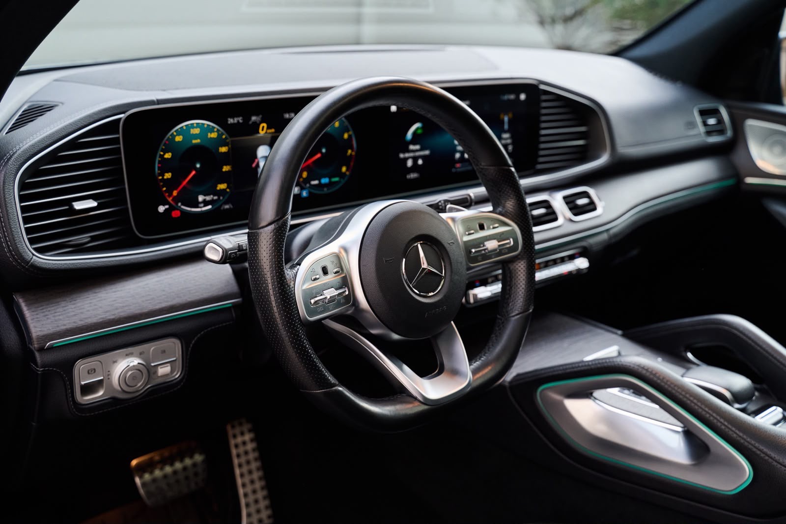 
								Mercedes-Benz GLE full									