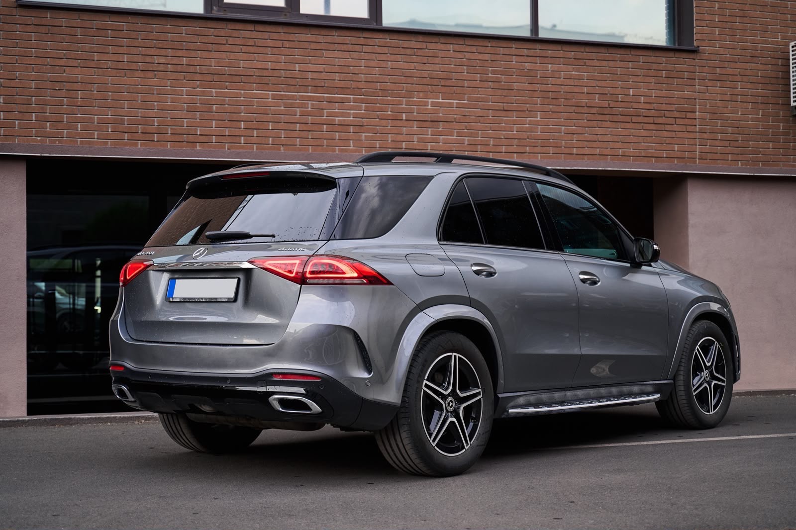 
								Mercedes-Benz GLE full									