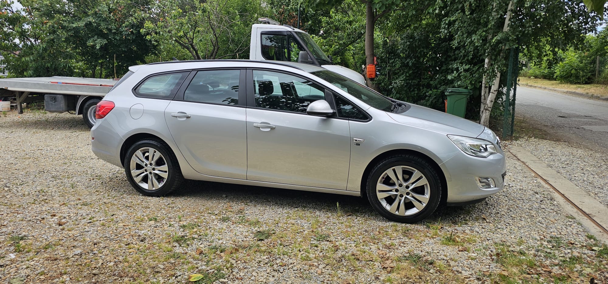 
								Opel Astra full									