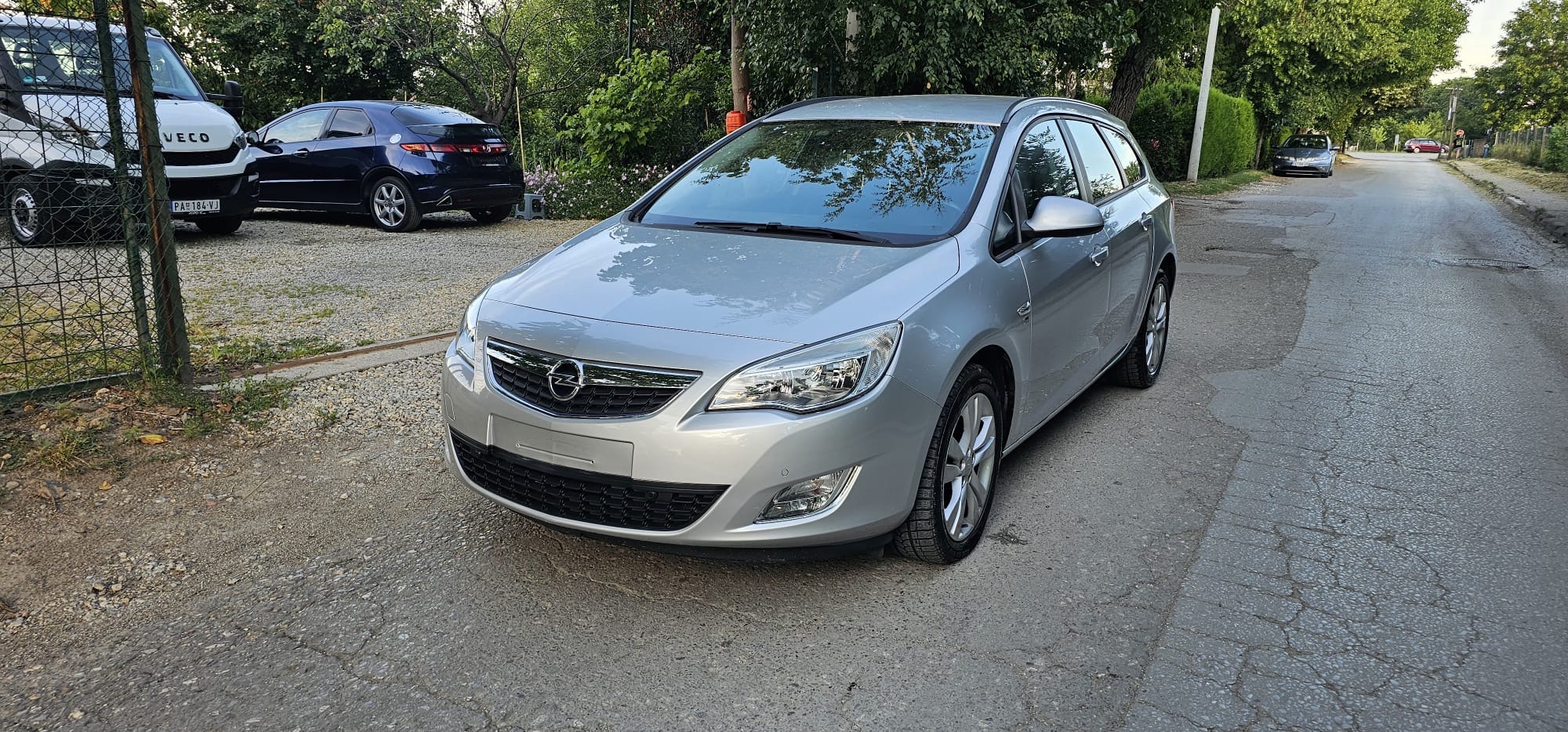 
								Opel Astra full									