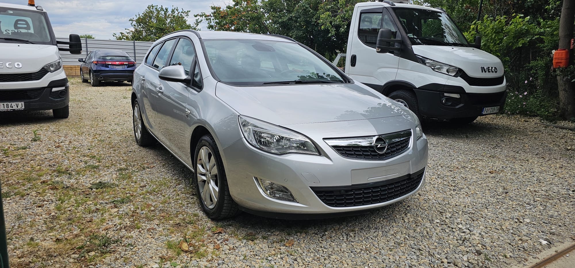 
								Opel Astra full									