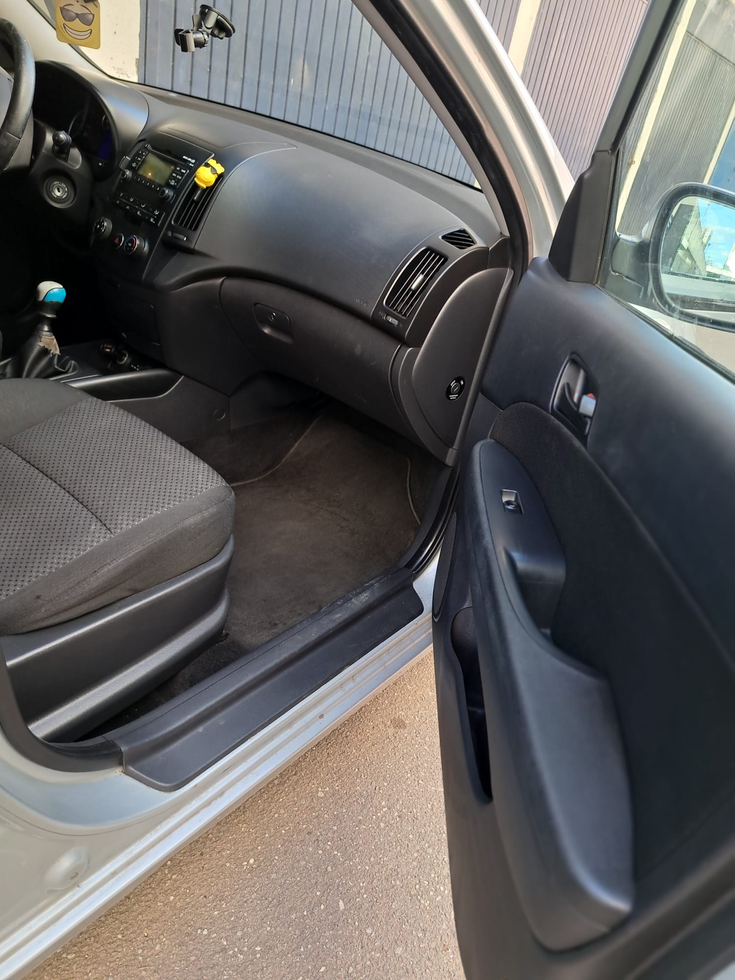 
								Hyundai i30 1.6 full									