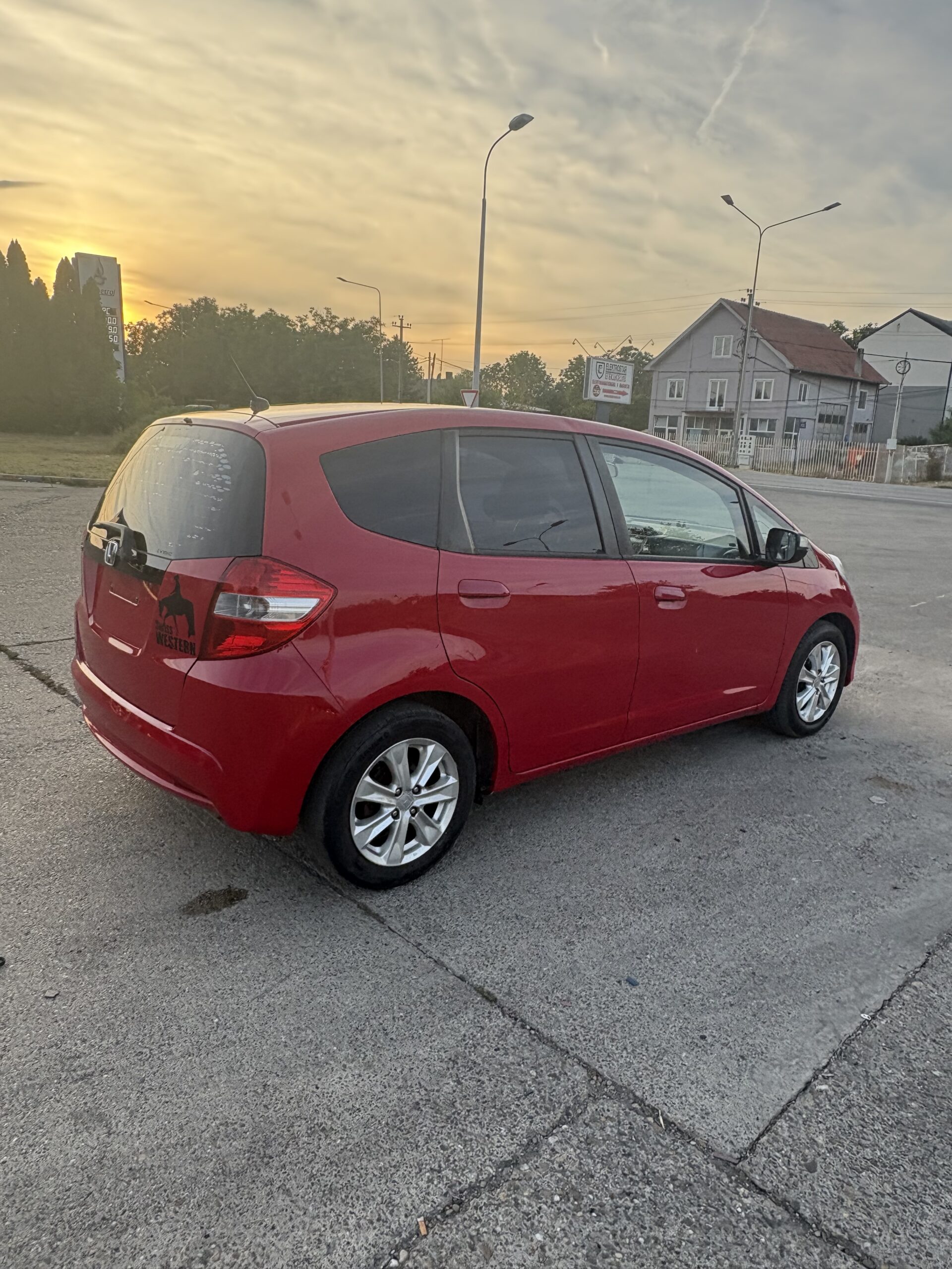 
								Honda Jazz full									