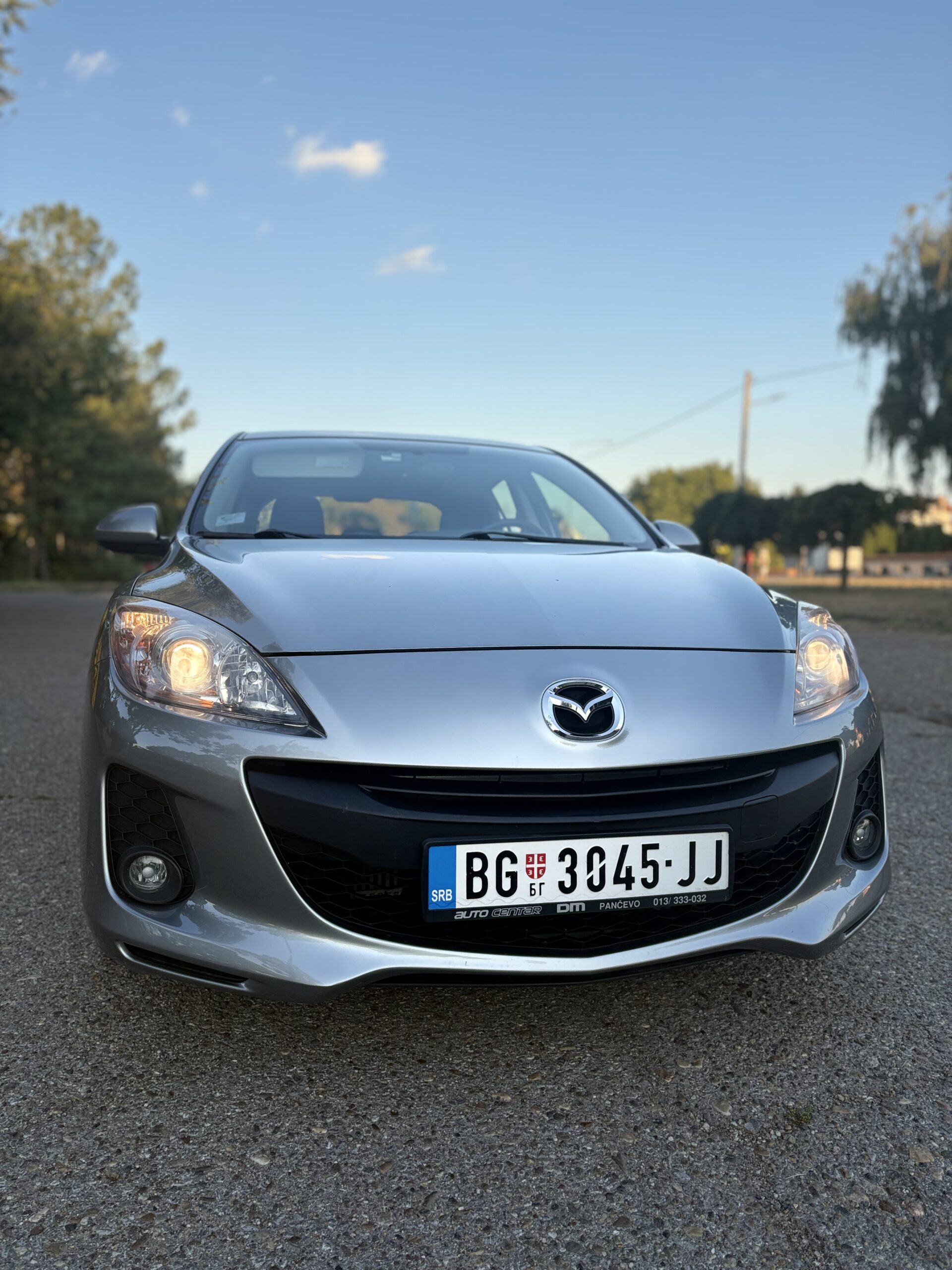 
								Mazda 3 full									