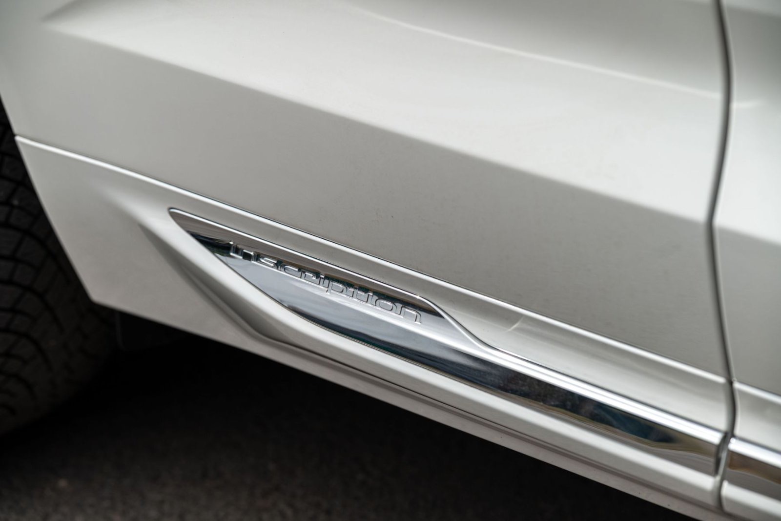 
								Volvo XC60 full									